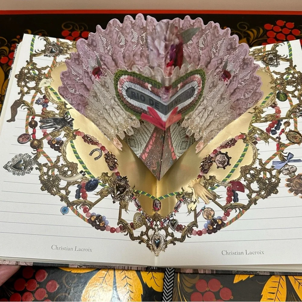 Christian Lacroix Travel Journal - Picture 11 of 16